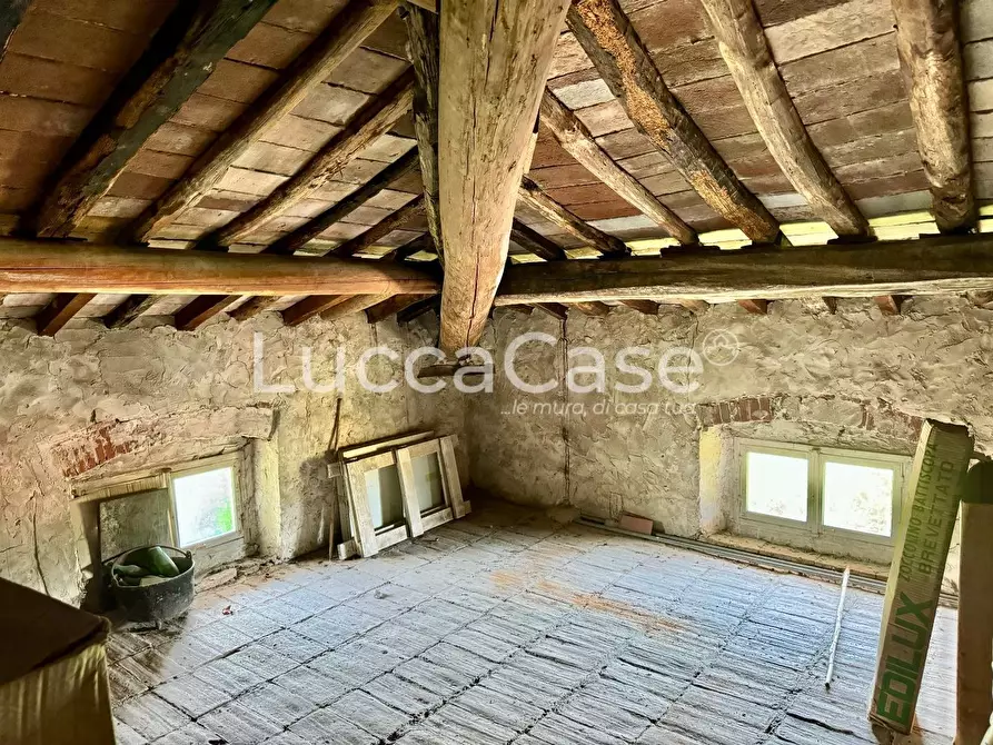 Immagine 29 di Terratetto in vendita  a Lucca