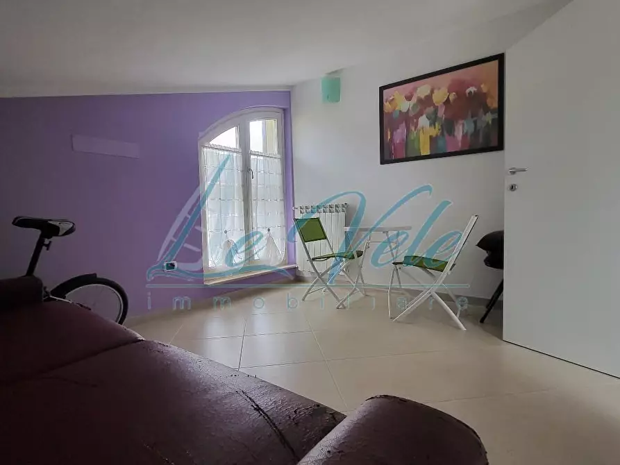 Immagine 5 di Appartamento in vendita  a Massa