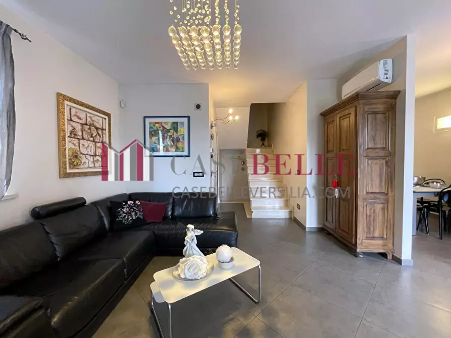 Immagine 4 di Villetta a schiera in vendita  a Massa