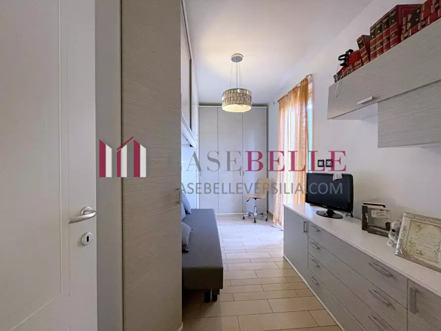 Immagine 28 di Villetta a schiera in vendita  a Massa