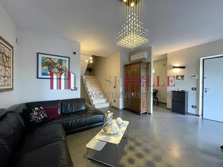 Immagine 5 di Villetta a schiera in vendita  a Massa