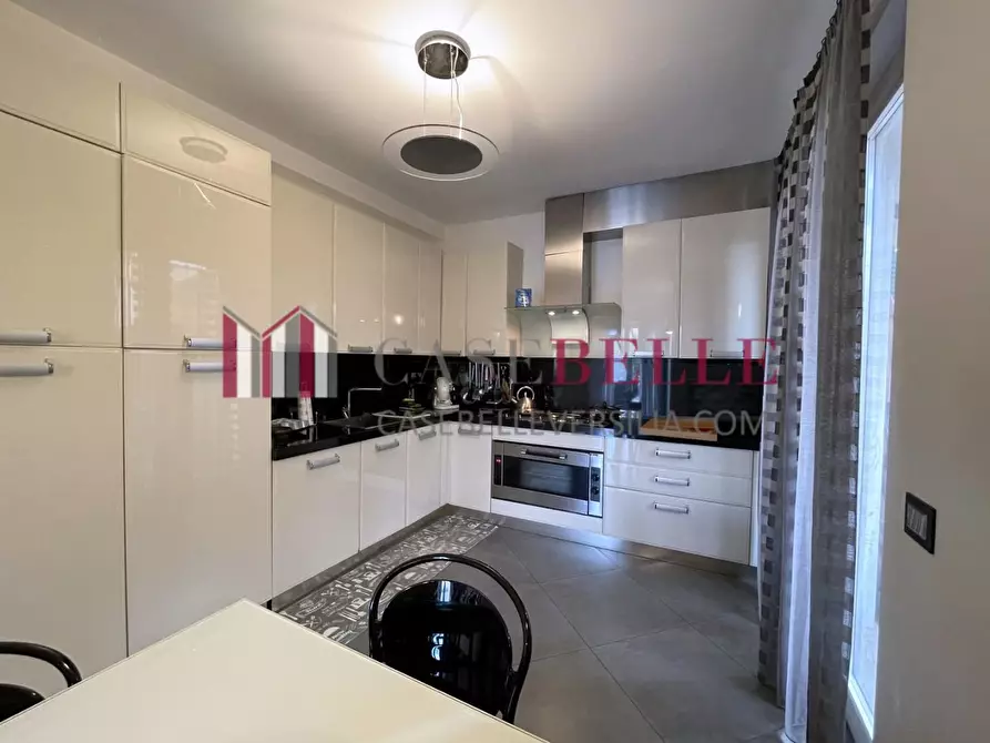 Immagine 8 di Villetta a schiera in vendita  a Massa