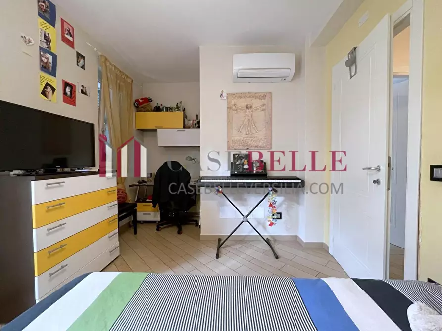 Immagine 43 di Villetta a schiera in vendita  a Massa