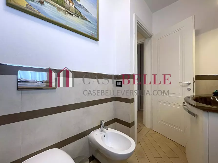 Immagine 26 di Villetta a schiera in vendita  a Massa