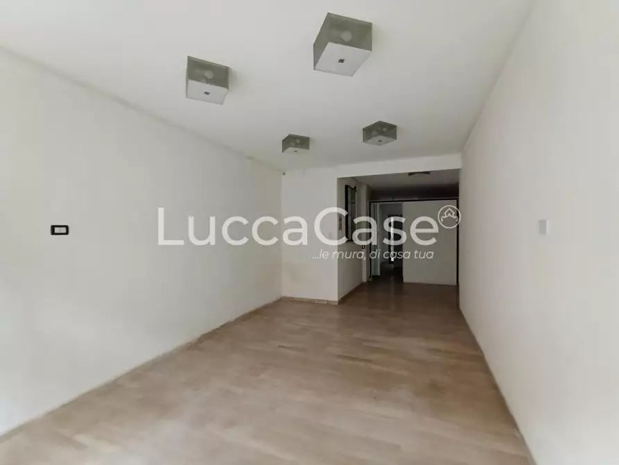 Immagine 4 di Locale commerciale in affitto  a Altopascio