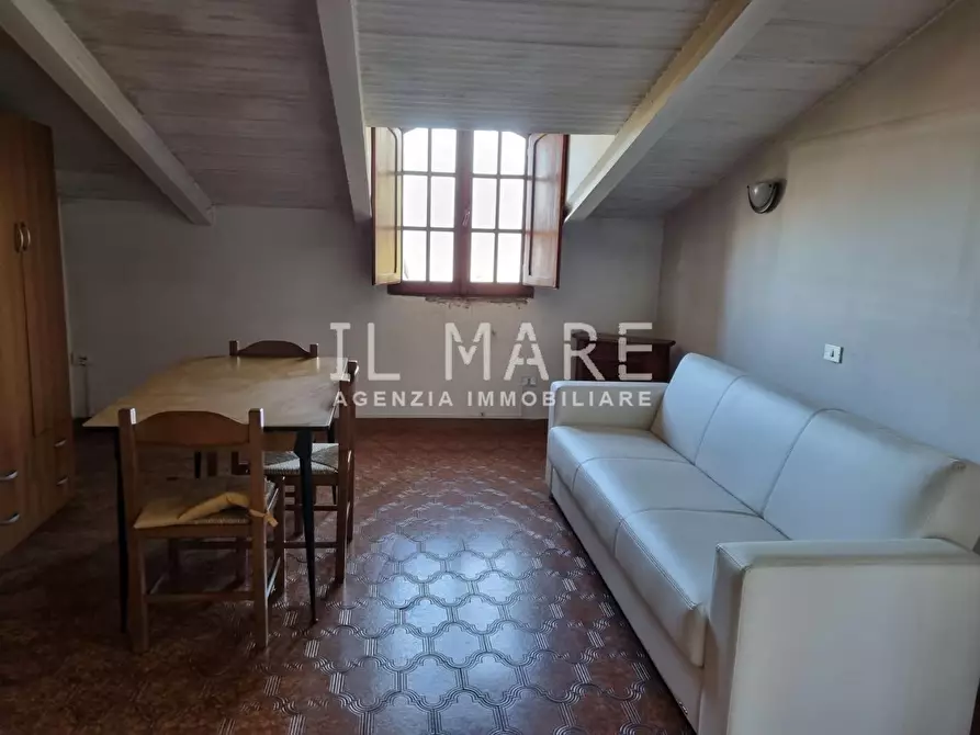 Immagine 8 di Appartamento in vendita  a Massa