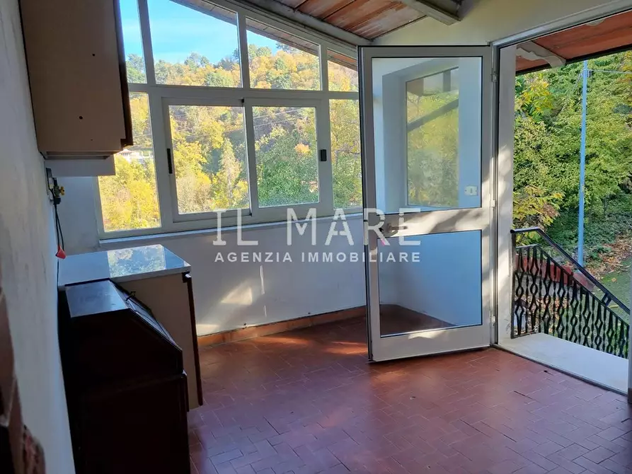 Immagine 1 di Appartamento in vendita  a Massa