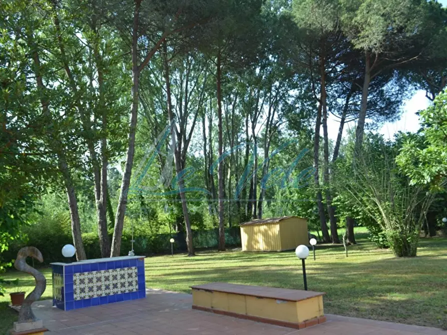 Immagine 14 di Casa bifamiliare in vendita  a Massa