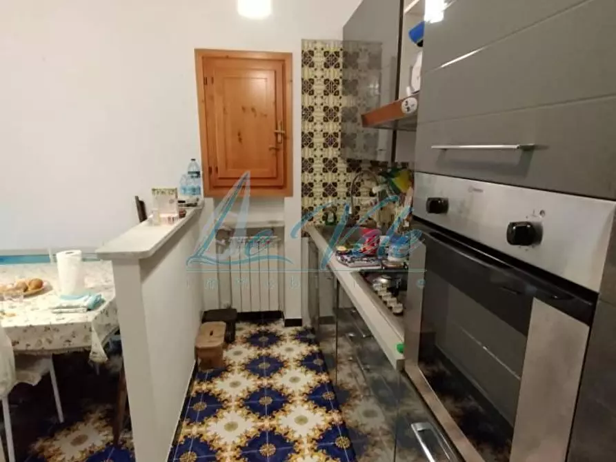 Immagine 7 di Casa bifamiliare in vendita  a Massa