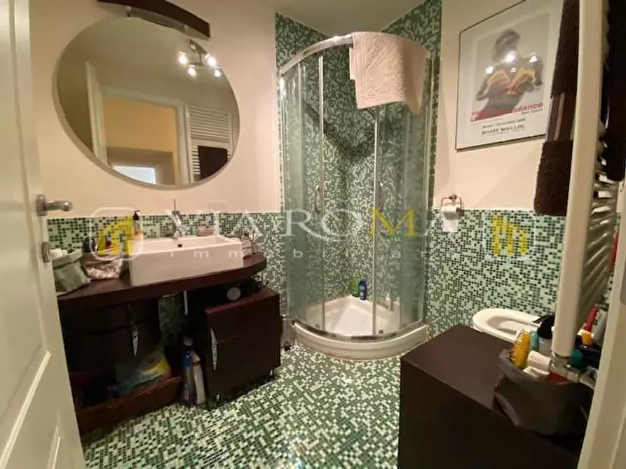 Immagine 8 di Appartamento in vendita  a Lucca