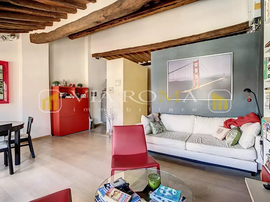 Immagine 39 di Appartamento in vendita  a Lucca