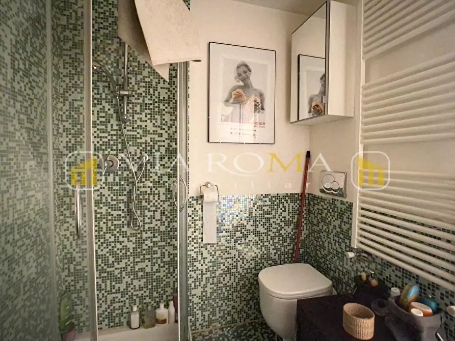 Immagine 32 di Appartamento in vendita  a Lucca