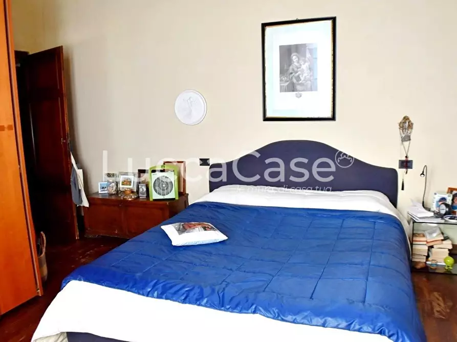 Immagine 13 di Appartamento in vendita  a Lucca