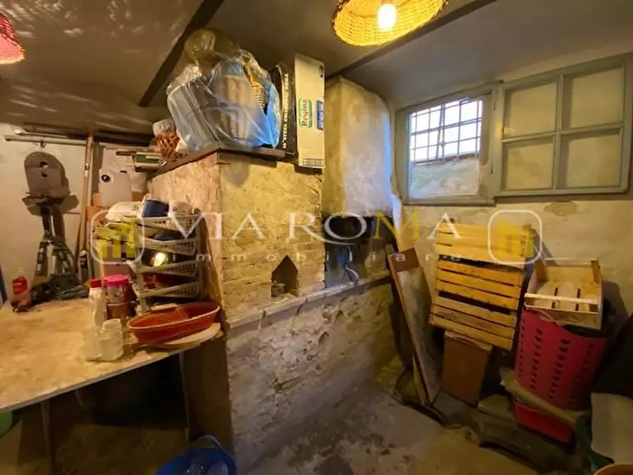 Immagine 29 di Villa in vendita  a Capannori