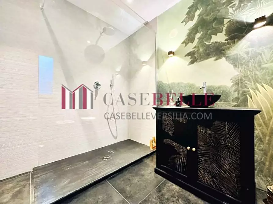 Immagine 38 di Casa bifamiliare in affitto  a Forte Dei Marmi