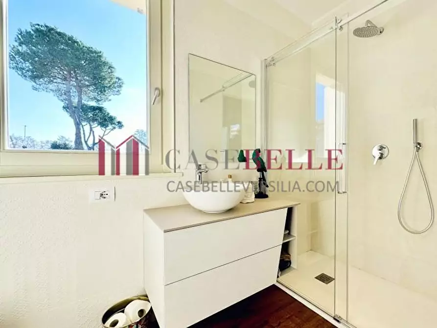 Immagine 30 di Casa bifamiliare in affitto  a Forte Dei Marmi