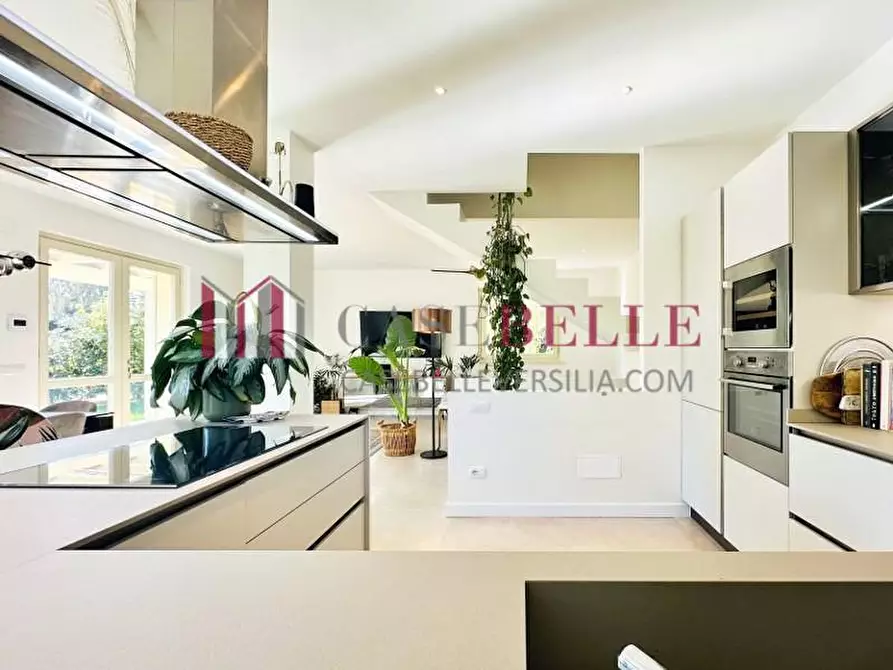 Immagine 12 di Casa bifamiliare in affitto  a Forte Dei Marmi