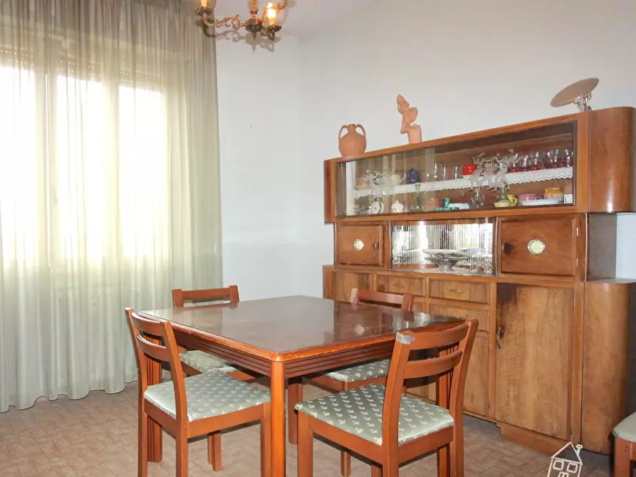 Immagine 14 di Appartamento in vendita  a San Giuliano Terme