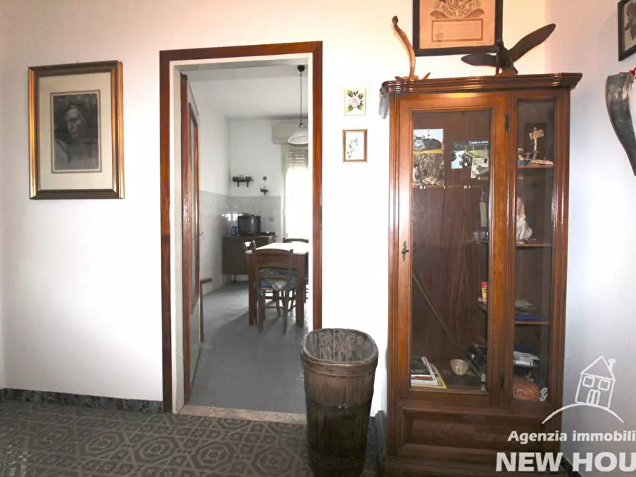 Immagine 18 di Appartamento in vendita  a San Giuliano Terme