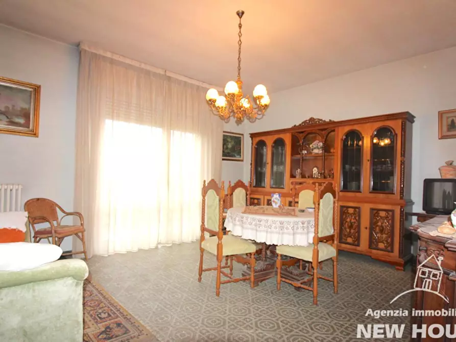 Immagine 9 di Appartamento in vendita  a San Giuliano Terme