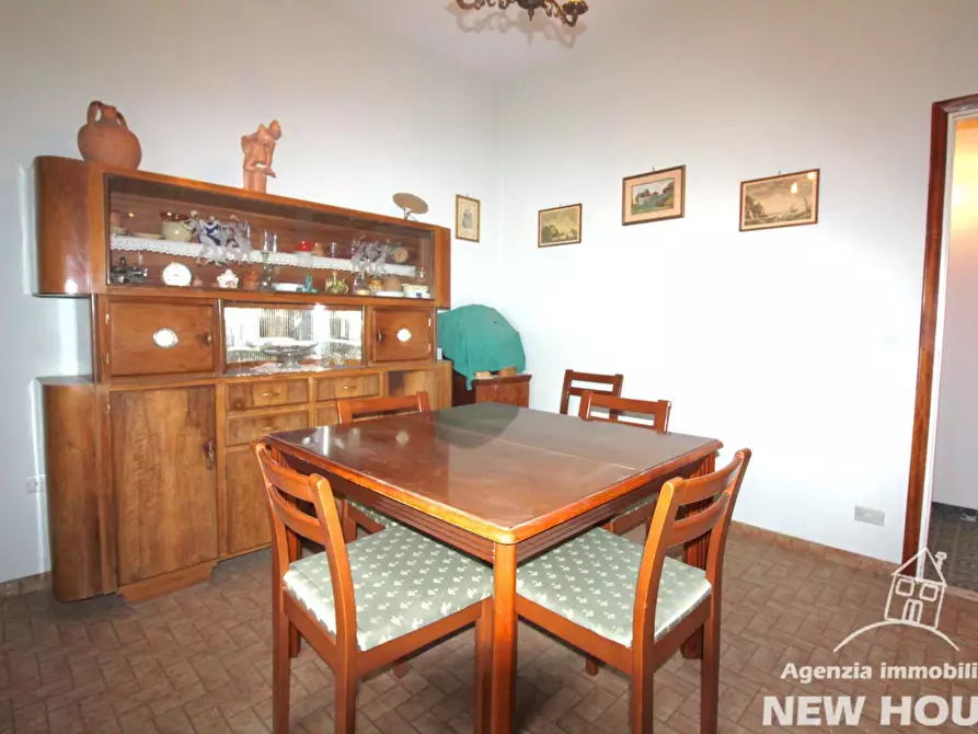 Immagine 8 di Appartamento in vendita  a San Giuliano Terme