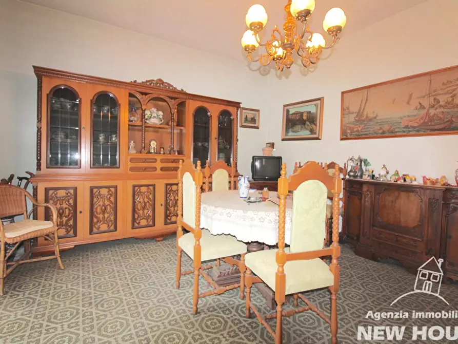 Immagine 19 di Appartamento in vendita  a San Giuliano Terme