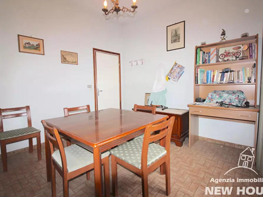 Immagine 10 di Appartamento in vendita  a San Giuliano Terme