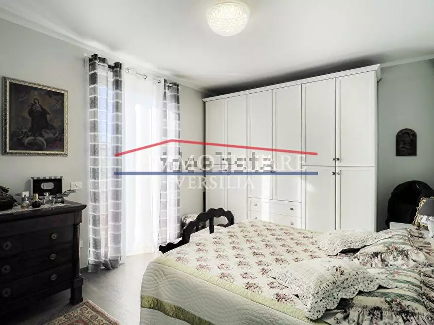 Immagine 9 di Villetta a schiera in vendita  a Massa