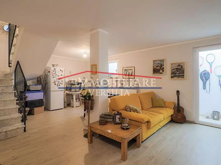 Immagine 16 di Villetta a schiera in vendita  a Massa