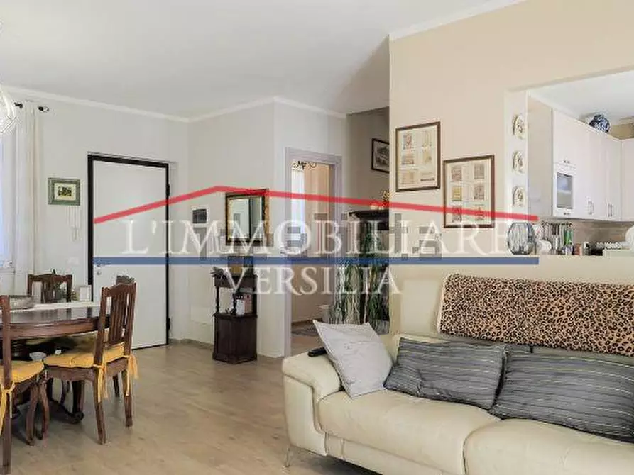 Immagine 4 di Villetta a schiera in vendita  a Massa