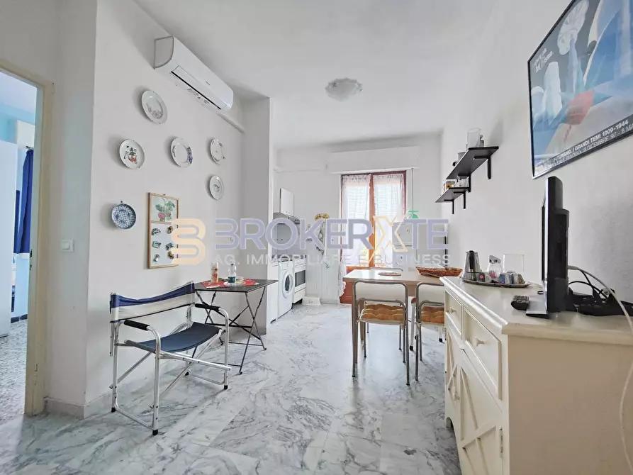 Immagine 1 di Appartamento in affitto  a Ameglia