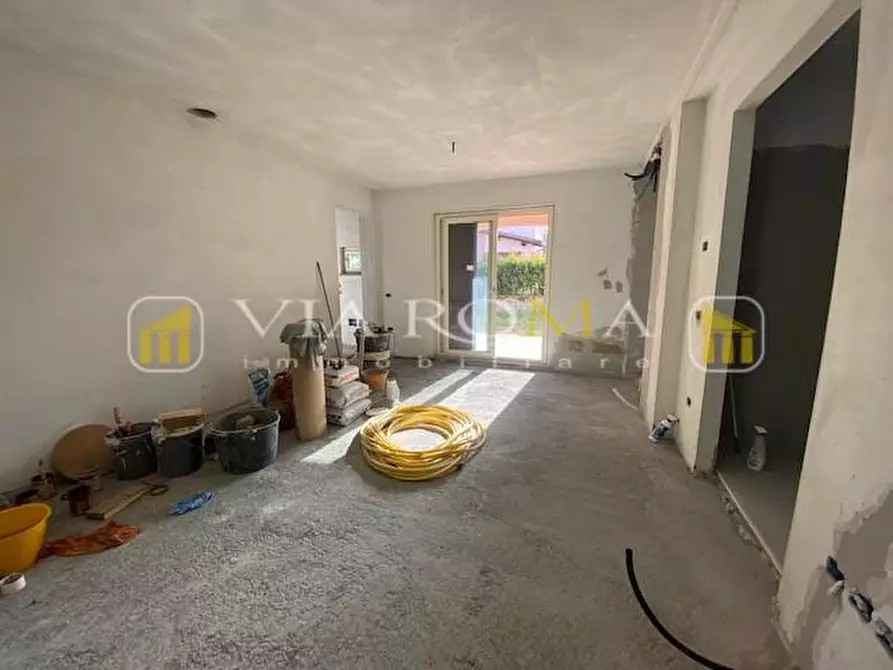 Immagine 27 di Casa bifamiliare in vendita  a Capannori