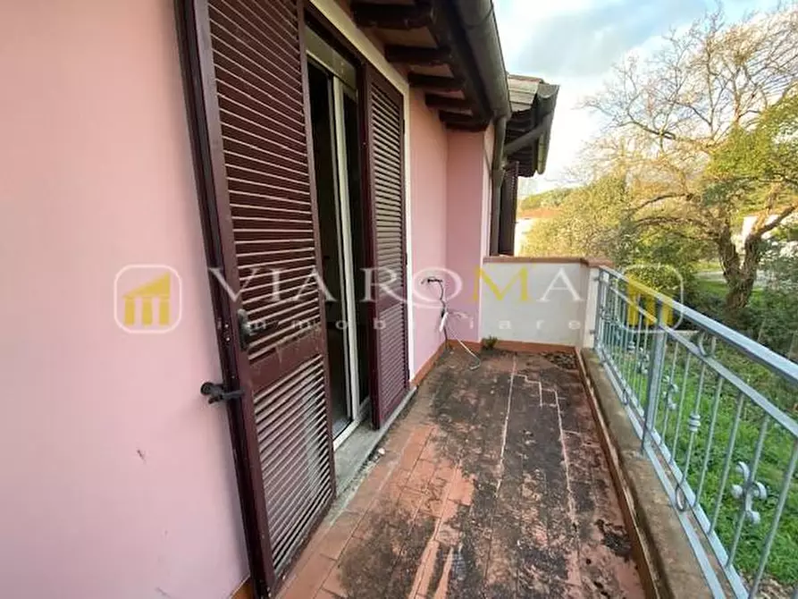 Immagine 18 di Casa bifamiliare in vendita  a Capannori