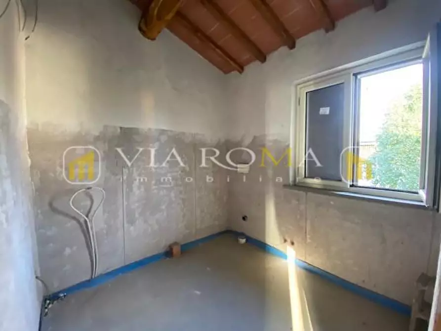 Immagine 15 di Casa bifamiliare in vendita  a Capannori