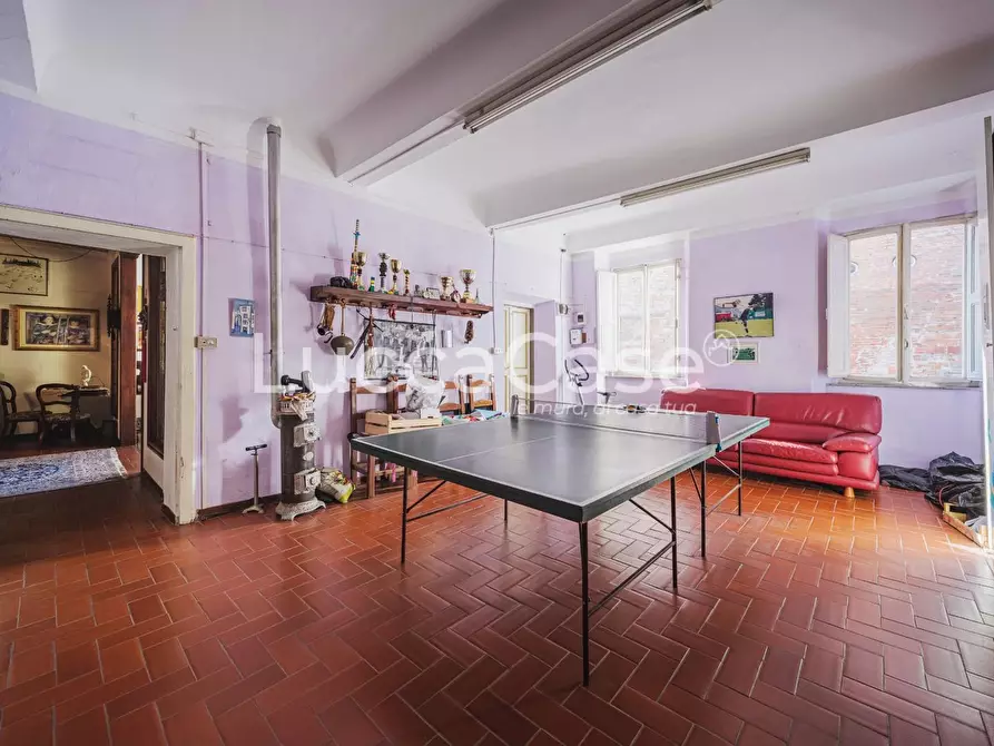 Immagine 32 di Appartamento in vendita  a Lucca