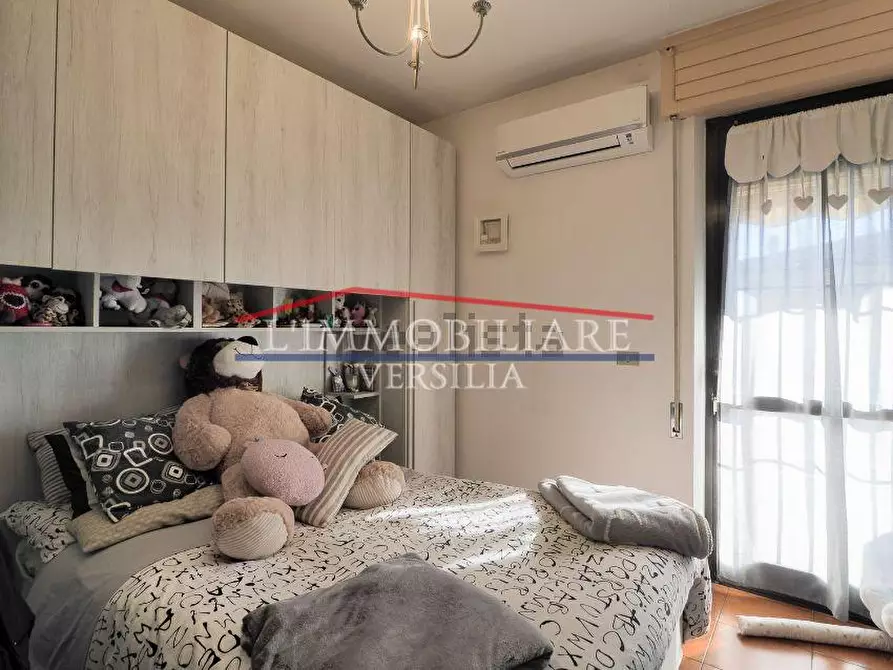 Immagine 13 di Porzione di casa in vendita  a Massa