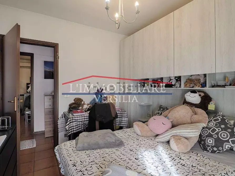 Immagine 14 di Porzione di casa in vendita  a Massa