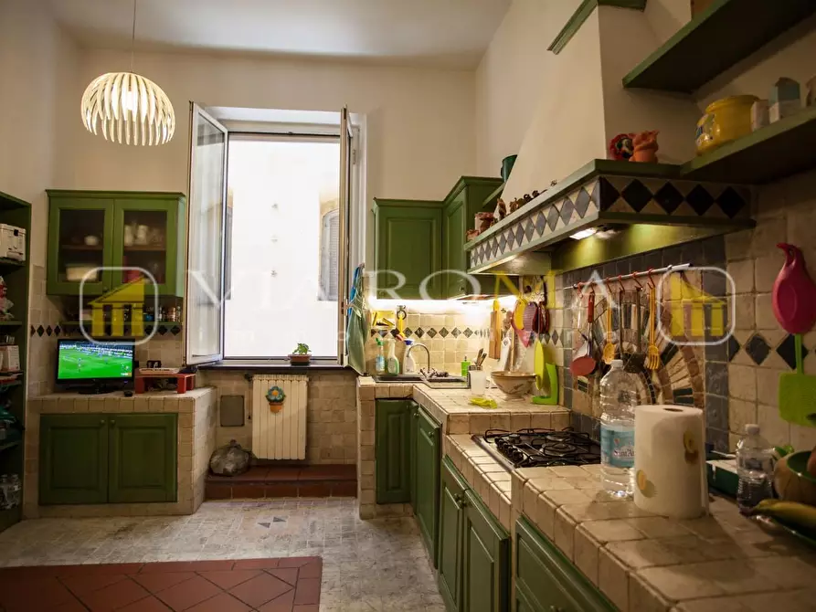 Immagine 8 di Appartamento in vendita  a Lucca