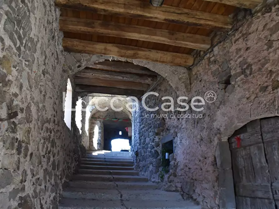 Immagine 21 di Casa semindipendente in vendita  a Aulla