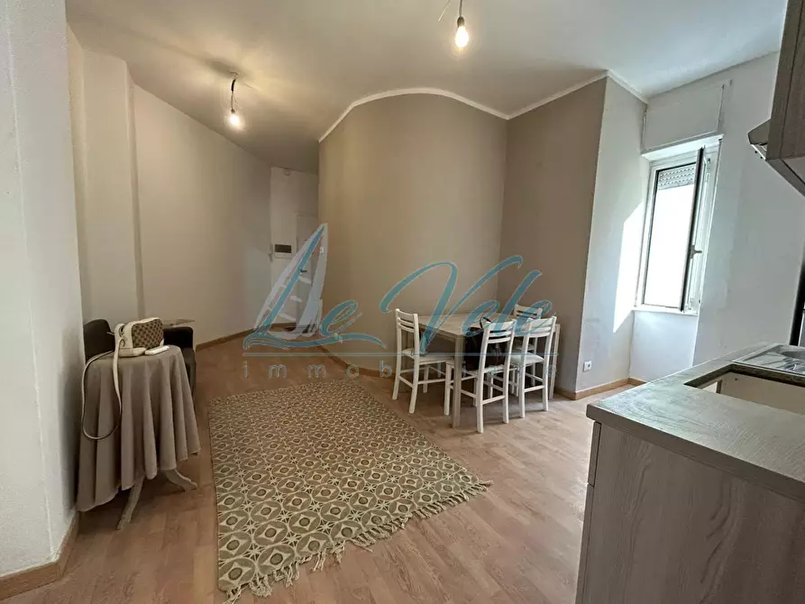 Immagine 8 di Appartamento in vendita  a Massa