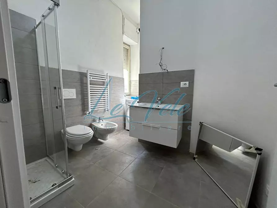 Immagine 17 di Appartamento in vendita  a Massa