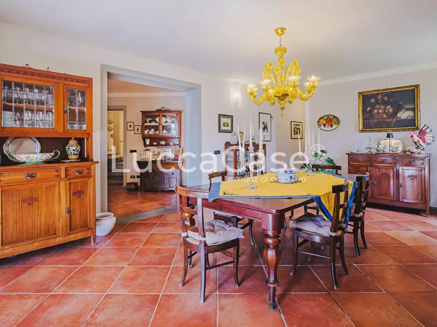 Immagine 16 di Villa in vendita  a Lucca