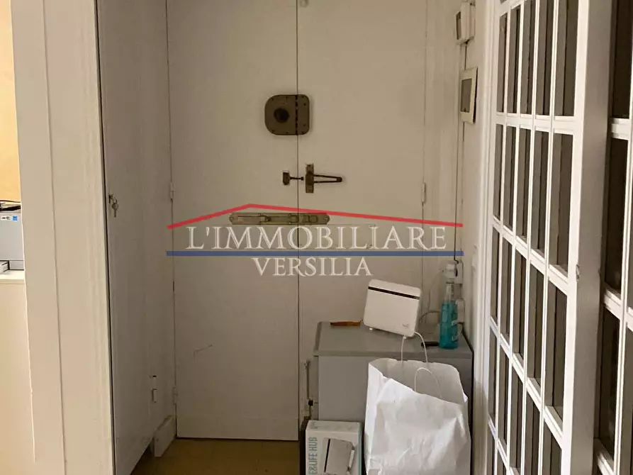 Immagine 4 di Appartamento in vendita  a Massa