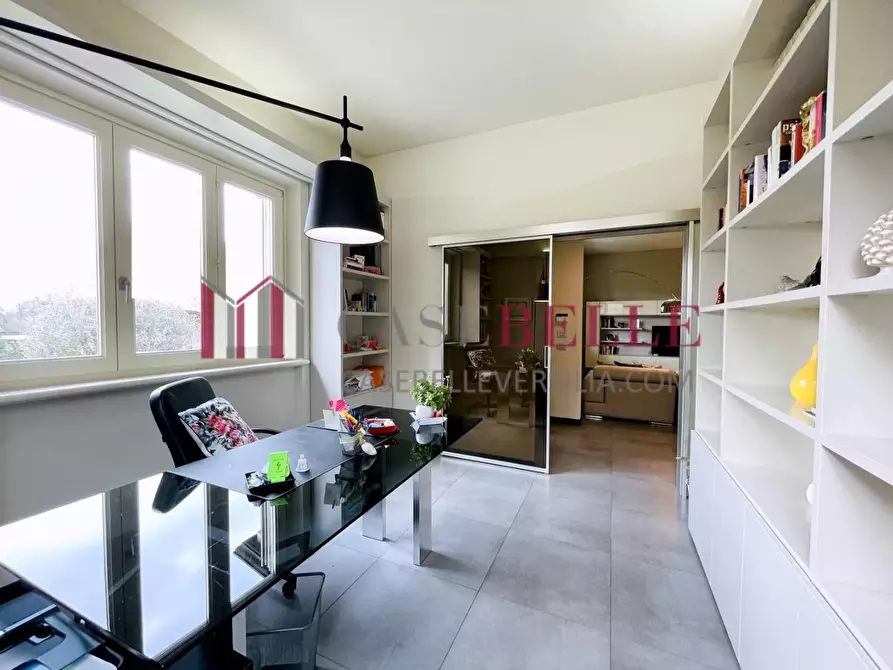 Immagine 43 di Casa indipendente in vendita  a Camaiore