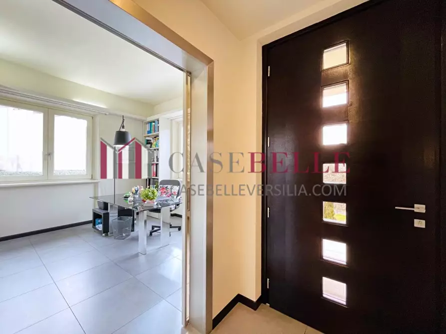 Immagine 40 di Casa indipendente in vendita  a Camaiore