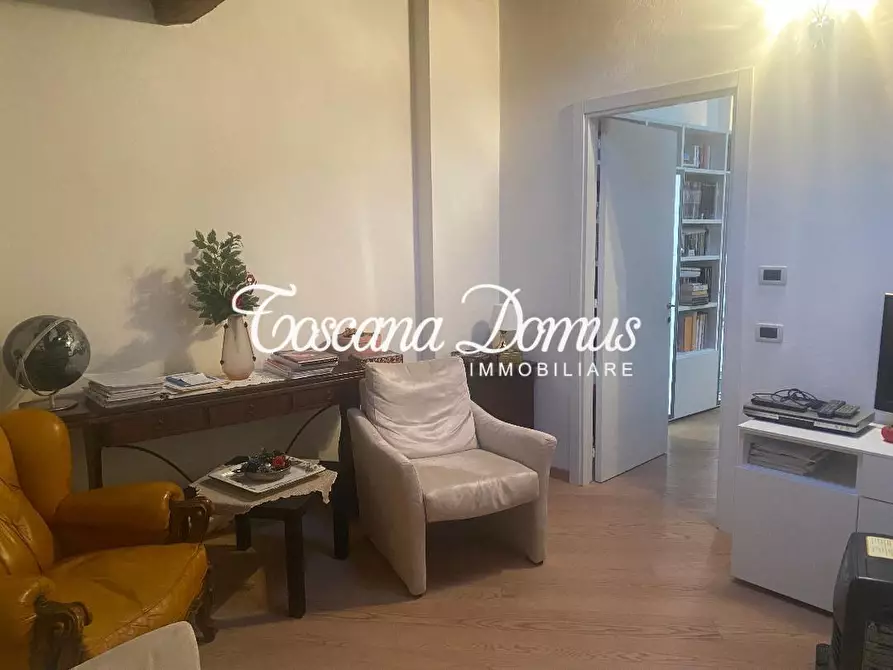 Immagine 6 di Appartamento in vendita  a Siena