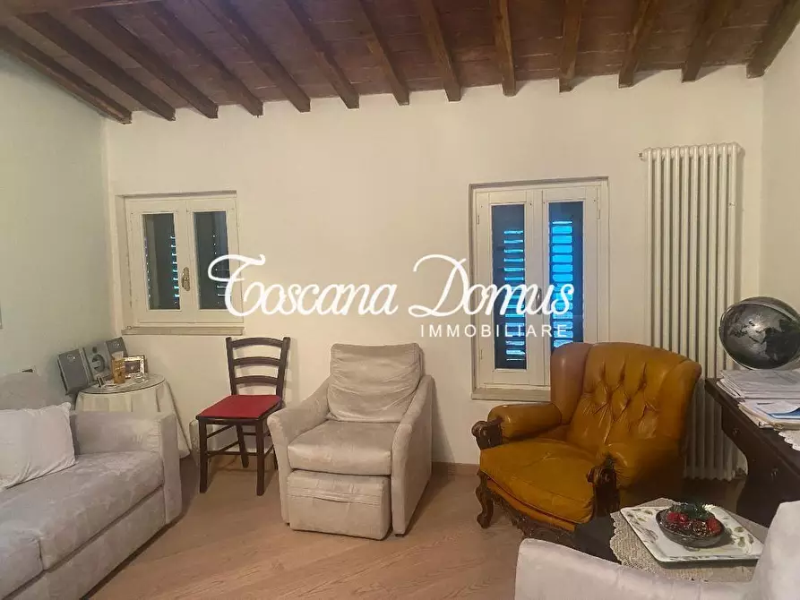 Immagine 5 di Appartamento in vendita  a Siena