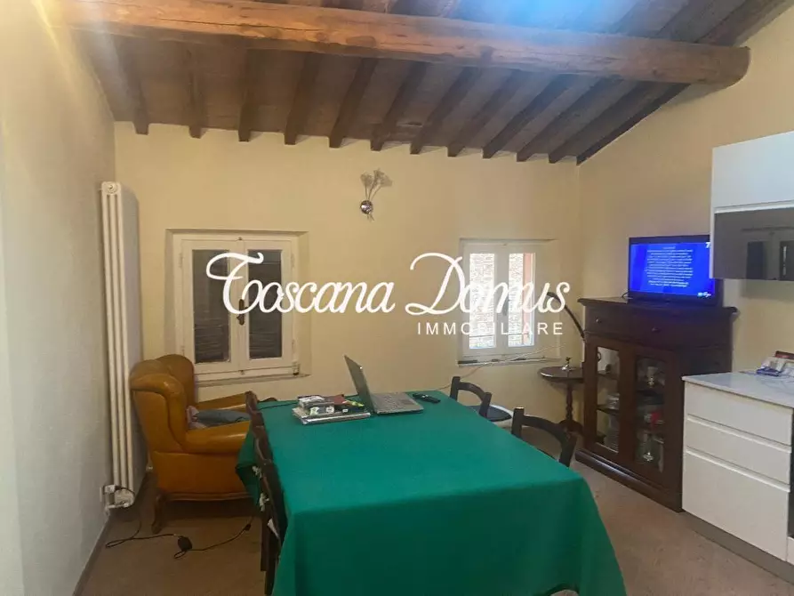 Immagine 1 di Appartamento in vendita  a Siena