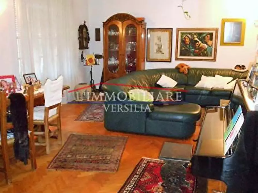 Immagine 6 di Porzione di casa in vendita  a Massa