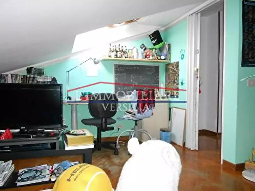 Immagine 29 di Porzione di casa in vendita  a Massa